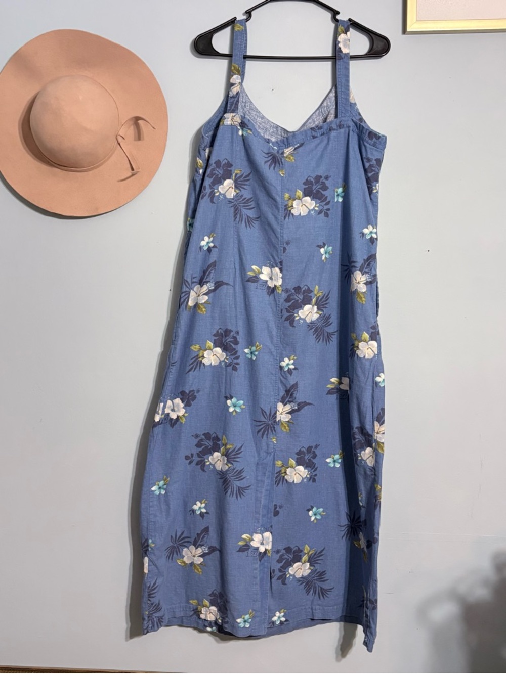 Blue Floral Maxi Dress with Spaghetti Straps - Picture 5 of 8